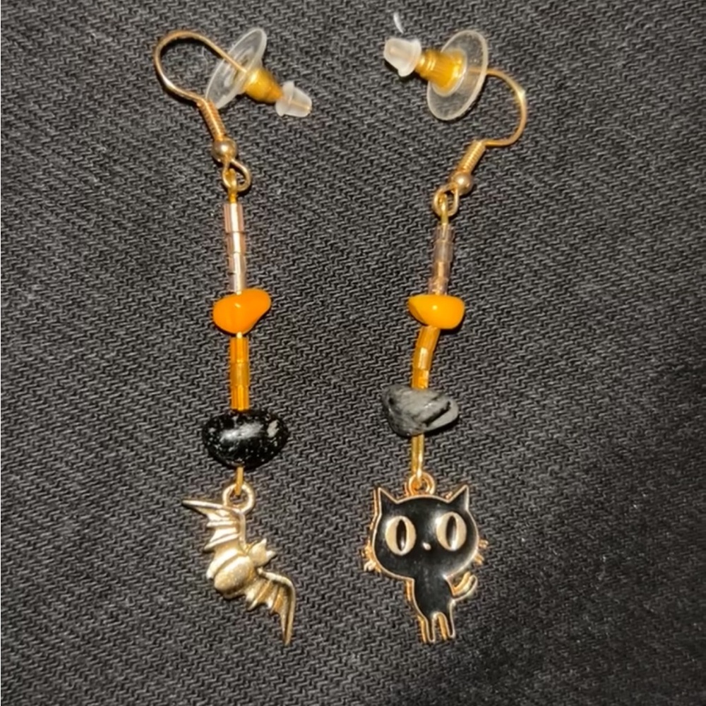 “Best of Spooky Friends”- Handmade Earrings